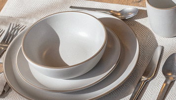 Setting the Table: Choosing a White Glaze