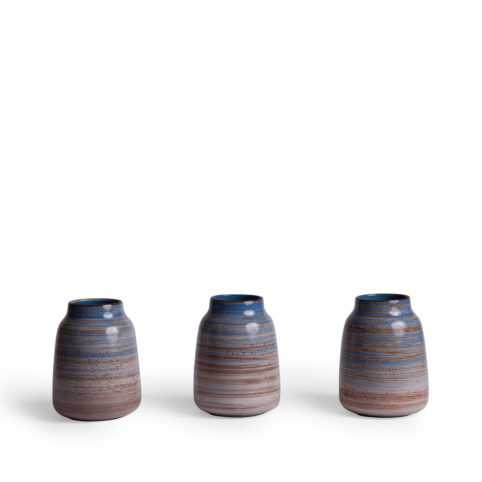 Wide Vase in Wire-Combed Opal Pacific / Buckwheat / Brick Image 4