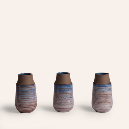 Neck Vase in Wire-Combed Opal Pacific / Buckwheat / Brick