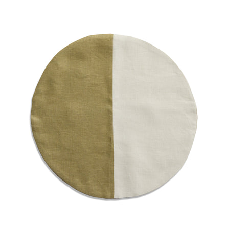 Round Placemat in Seaweed & Light Sage