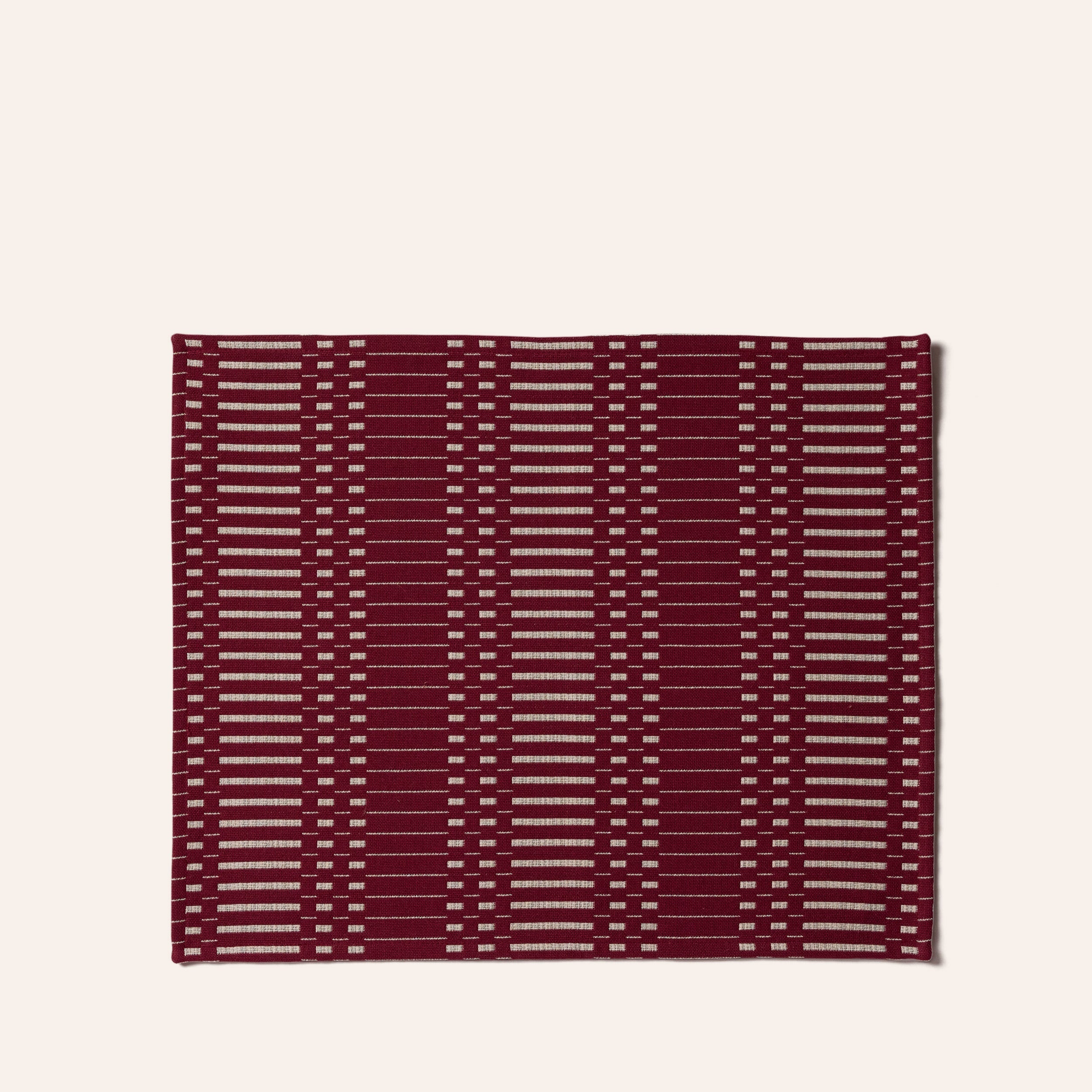 Helios Placemat in Bordeaux