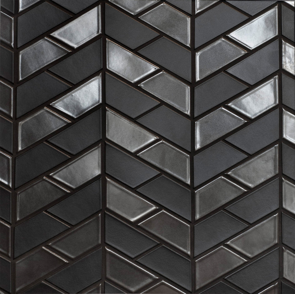 M34.2 Sample in Museum Black Image 4