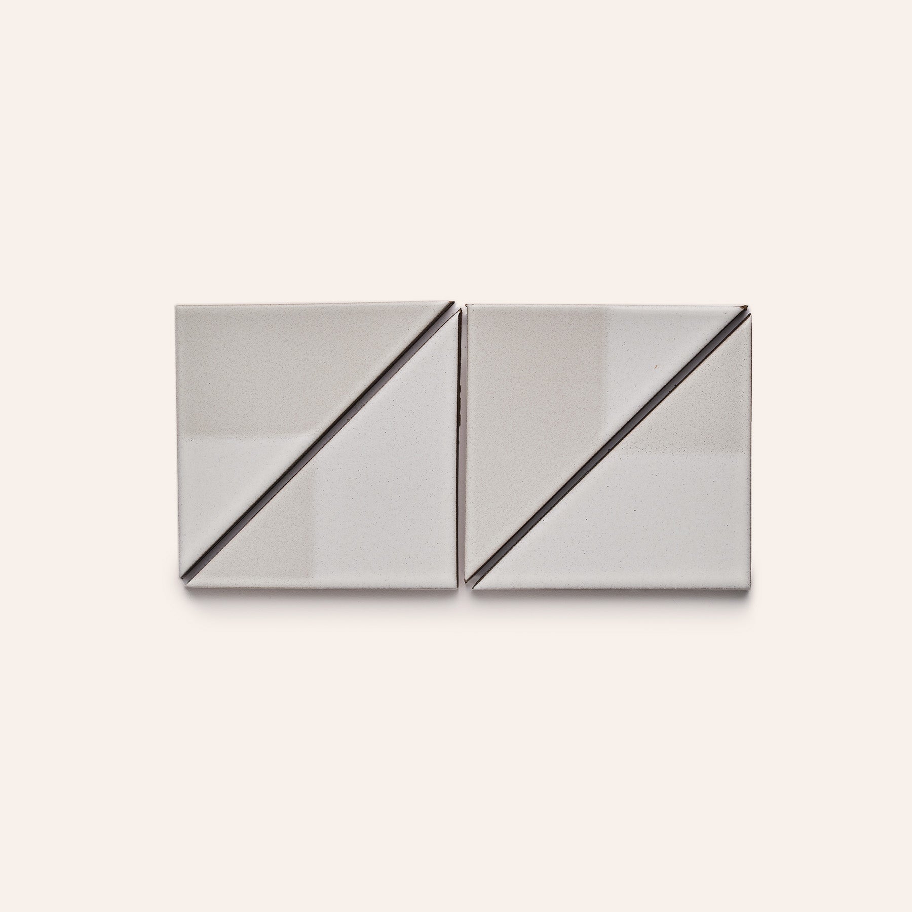 DG17 Sample in Mid-Century White Blend Triangles