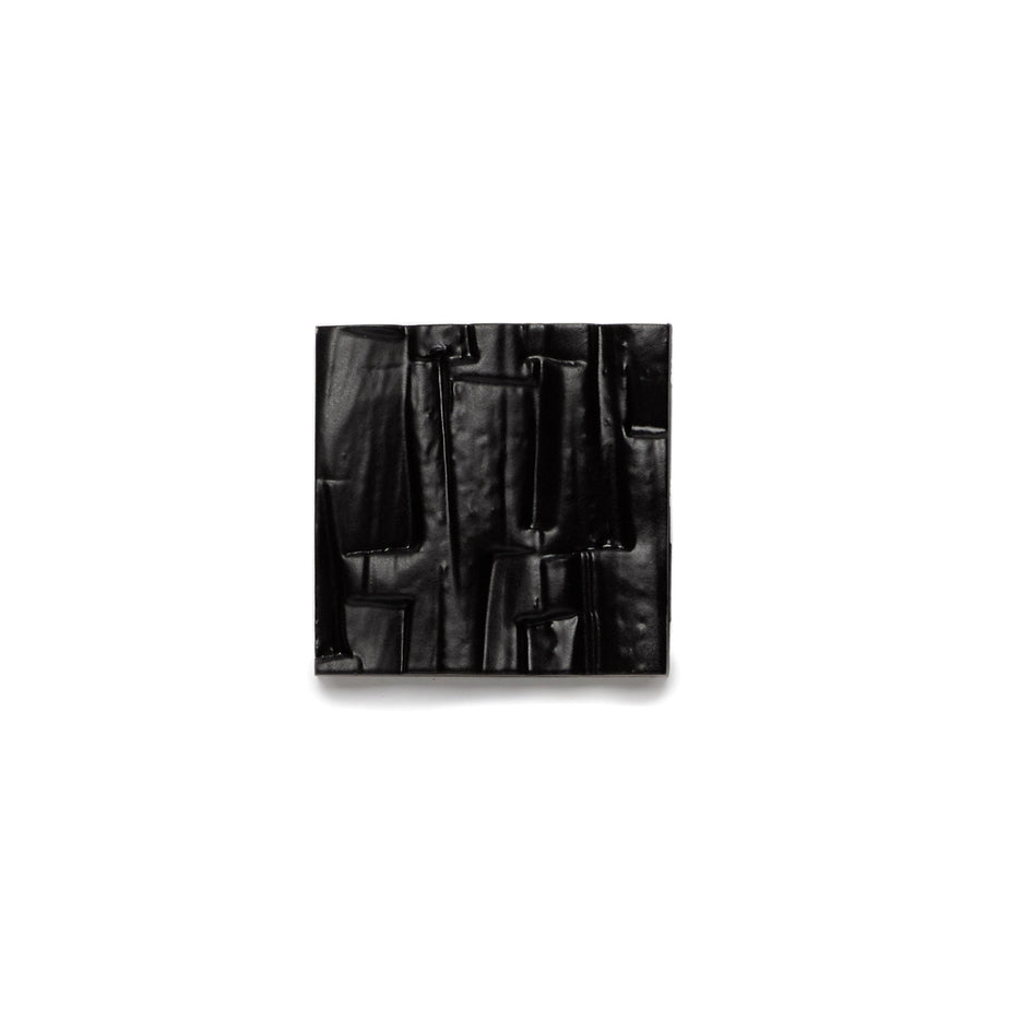 M34 Sample in Museum Black Image 2