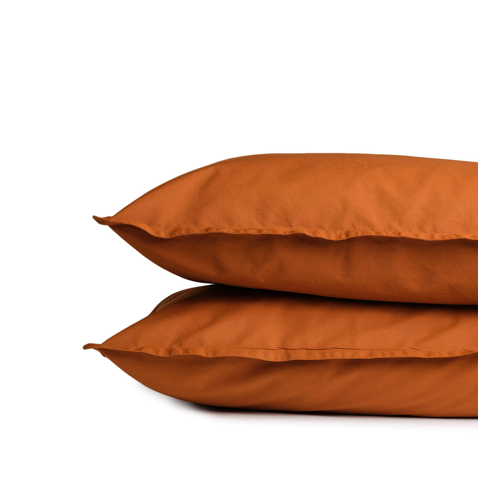 Percale Cotton Pillowcase in Coccio Brown (Set of 2) Image 1