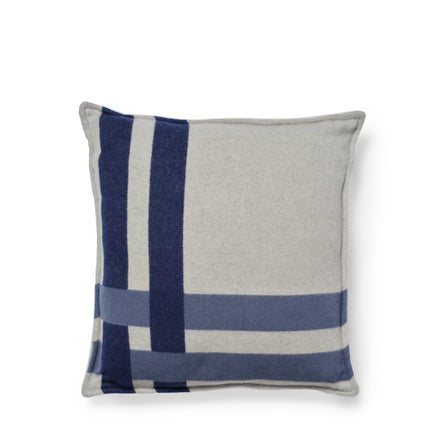 Rete Jacquard Pillow in Milk