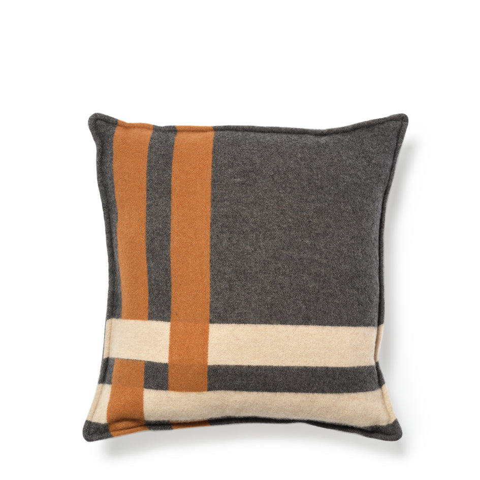 Rete Jacquard Pillow in Carnico Grey Image 1
