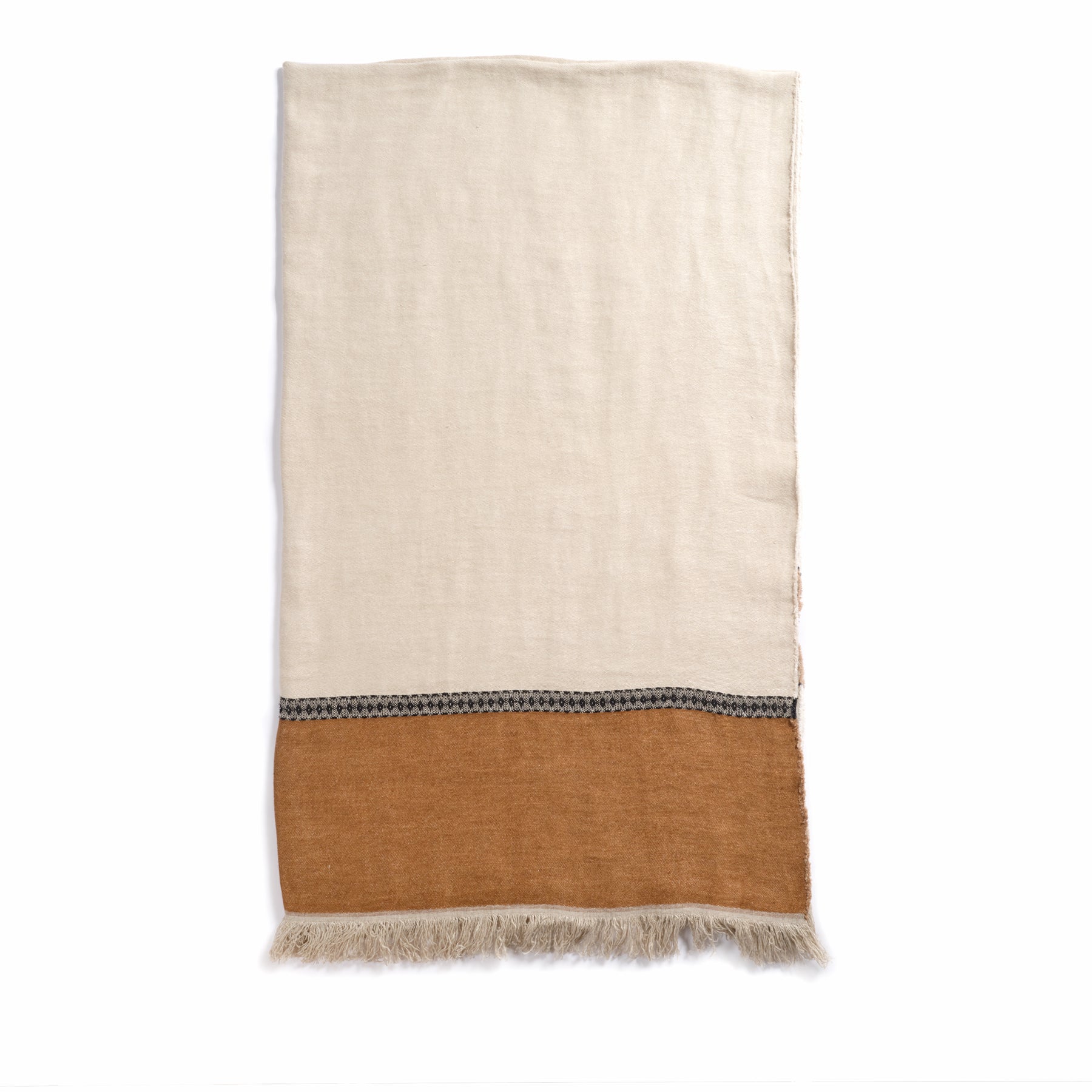 Etienne Throw Zoom Image 1