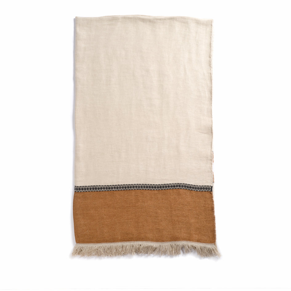 Etienne Throw Image 1