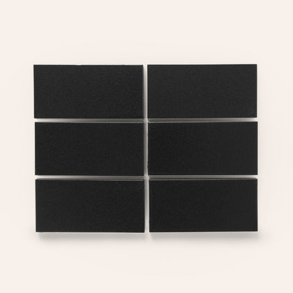 M34.2 Sample in Museum Black
