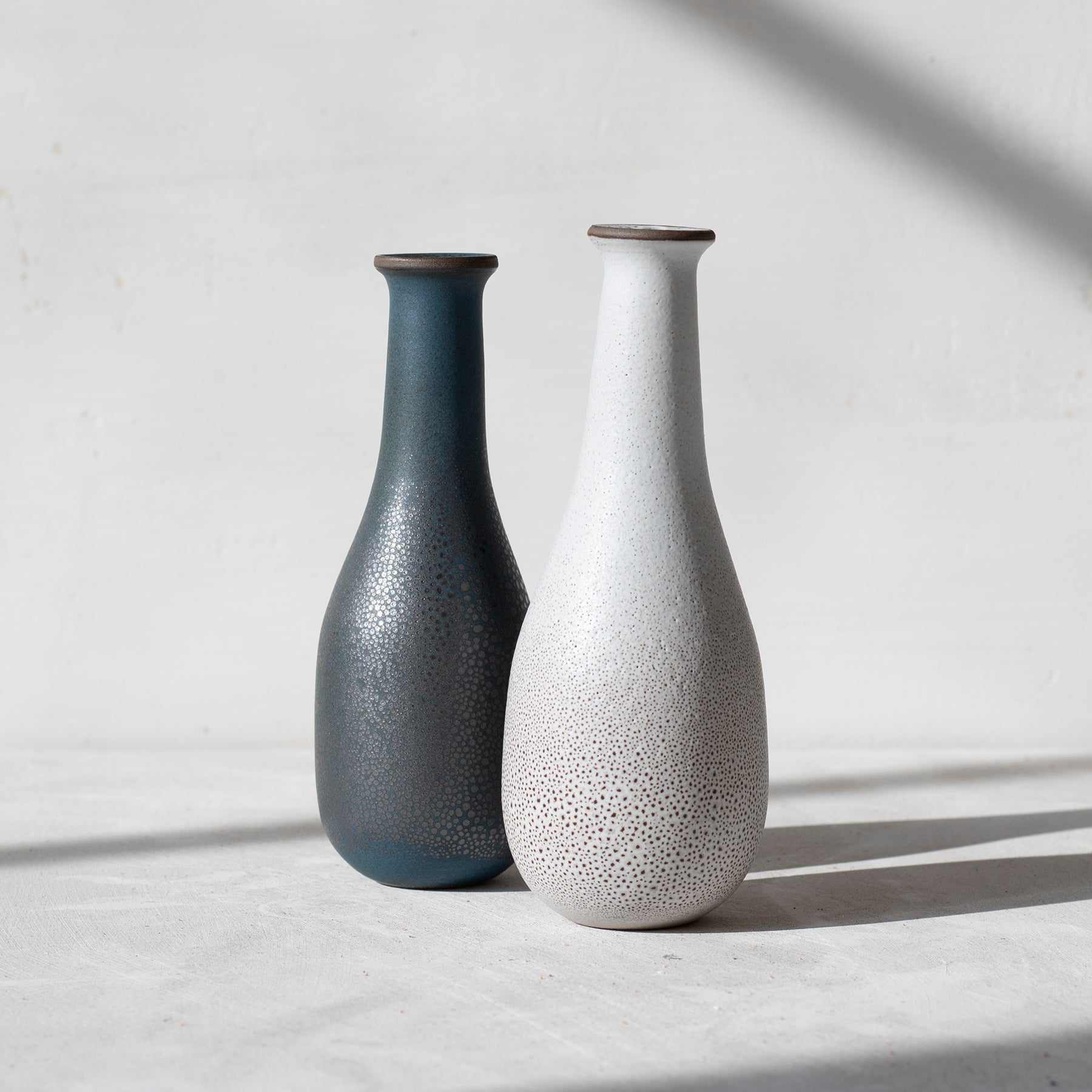 SOLD: Pair of Sounds 16 Zoom Image 1