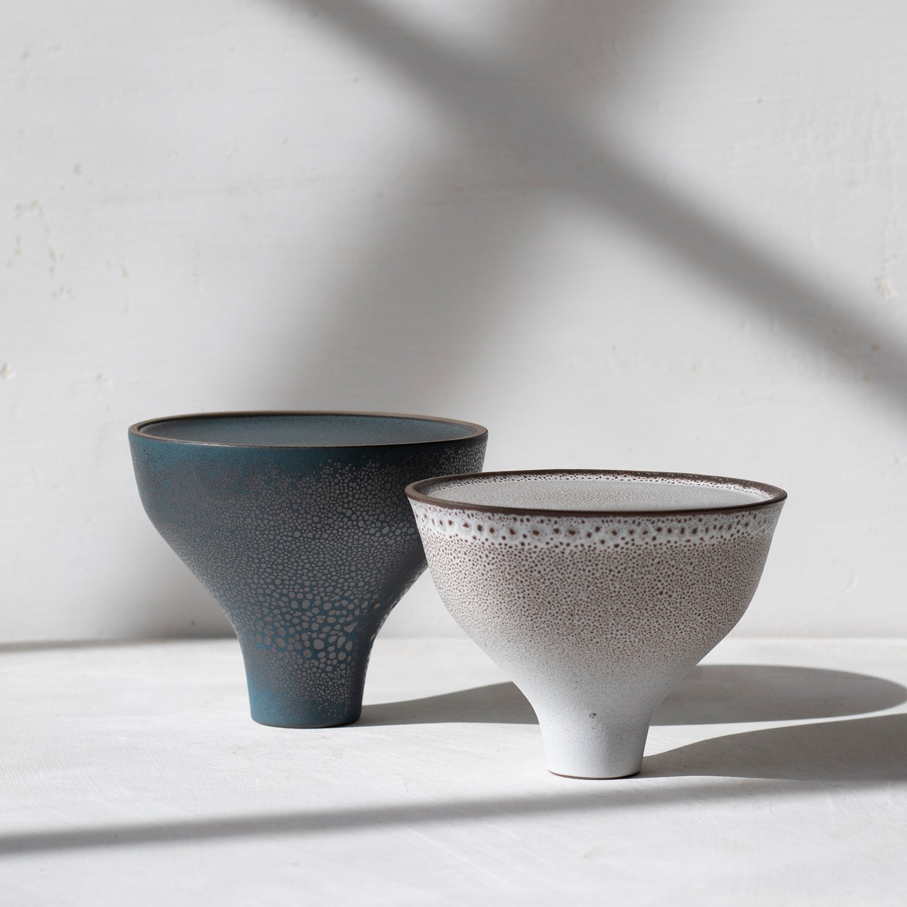 SOLD: Pair of Sounds 18 Zoom Image 1