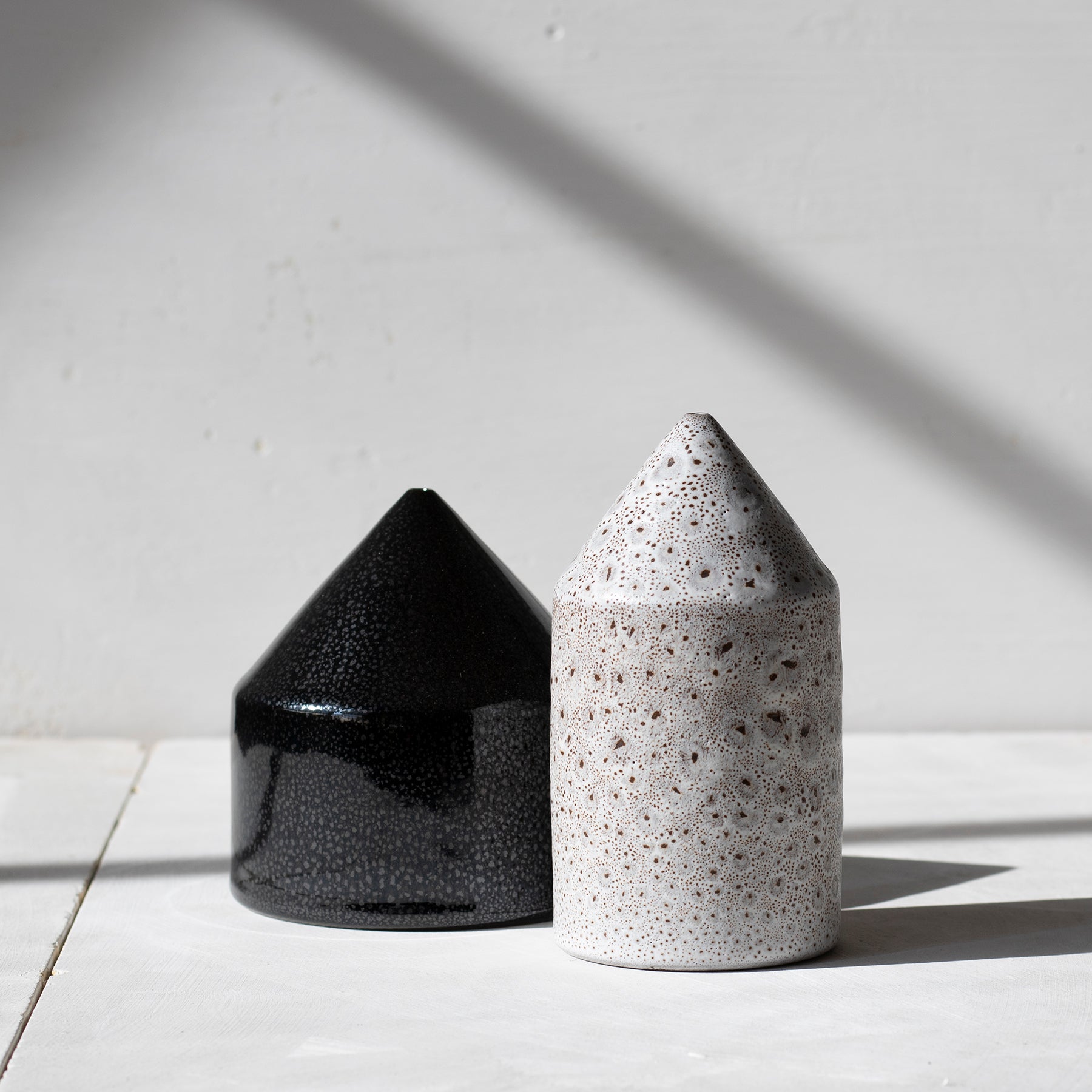 SOLD: Pair of Sounds 20 Zoom Image 1