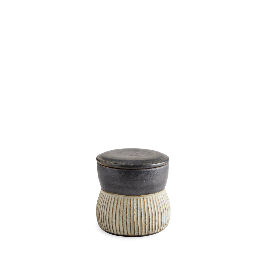 #55 Pleated Canister Image 1
