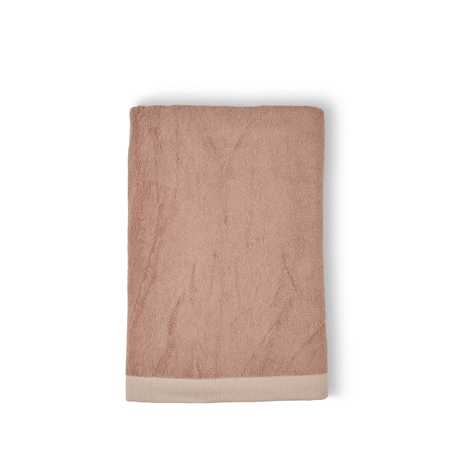 Bath Sheet in Cafe Image 1