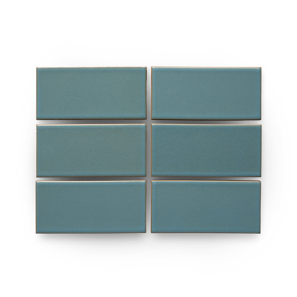 G117 Sample in Wave Gloss Image 1