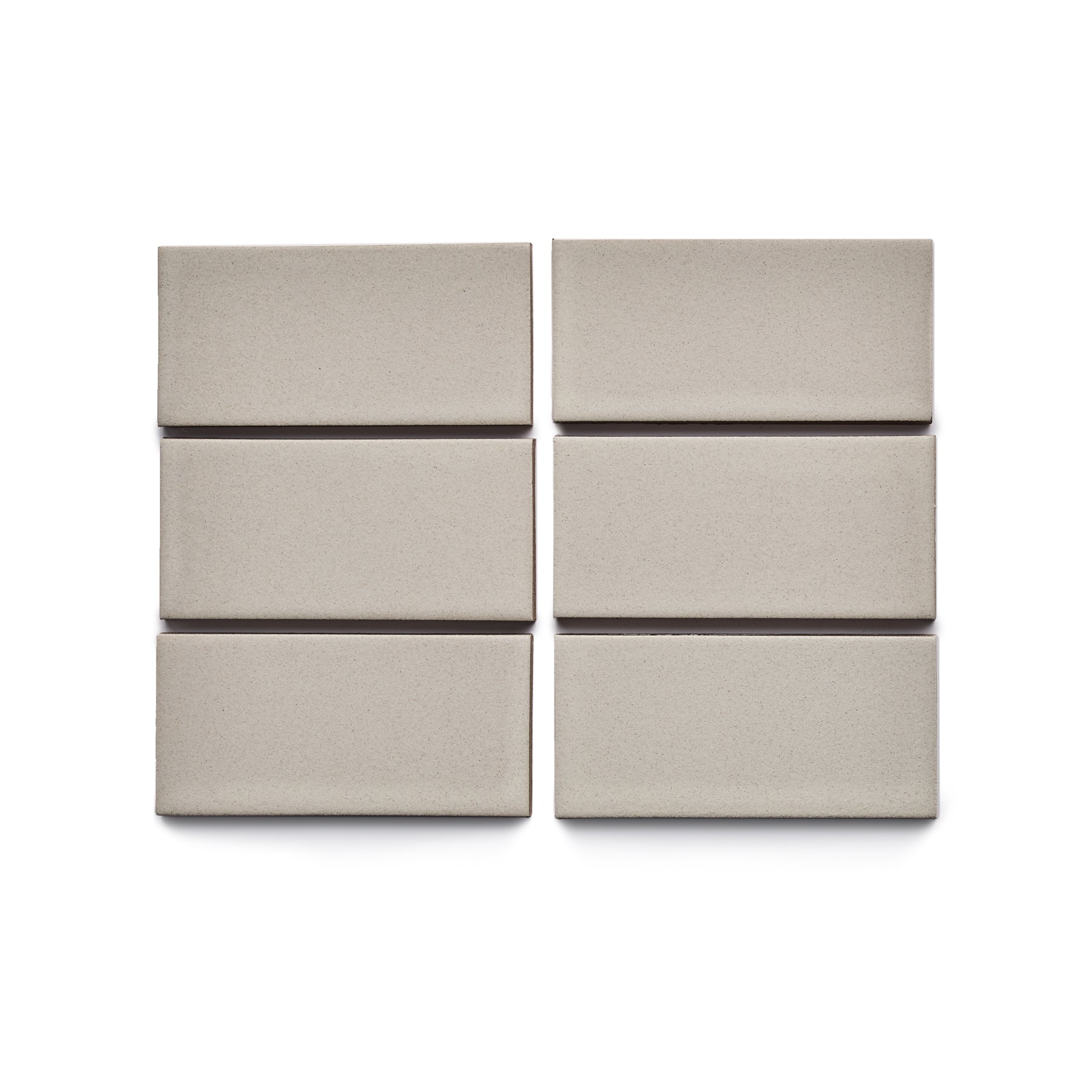 M142 Sample in White Pumice Zoom Image 1