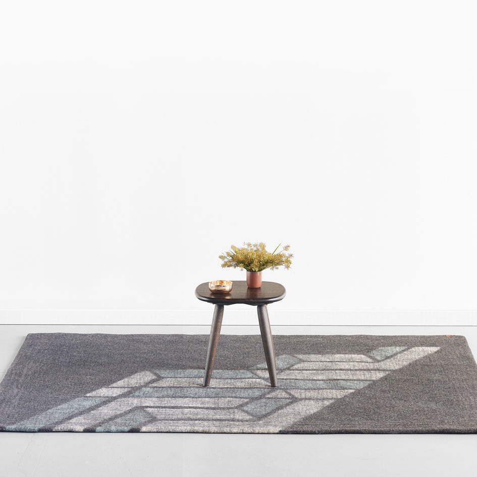 Nomad Side Table Image 1